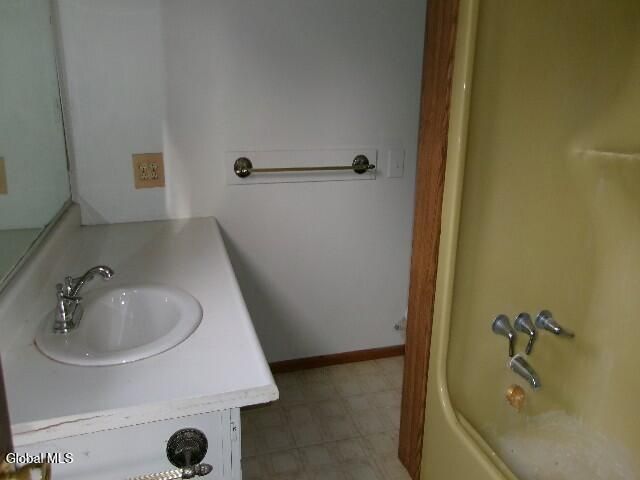 1958 Putnam Road, Rotterdam, NY 12306