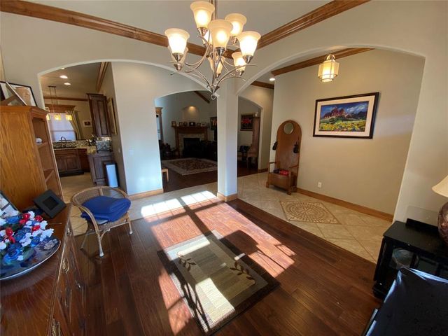 305 Treyton Place, Noble, OK 73068