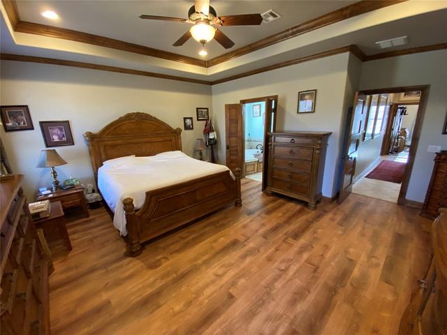 305 Treyton Place, Noble, OK 73068