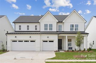 7312 Irish Elk Road 140, Huntersville, NC 28078