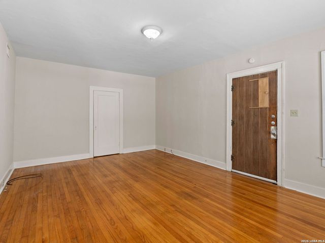 526 Pershing Avenue, San Antonio, TX 78209