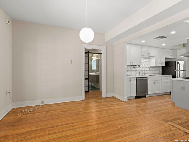 526 Pershing Avenue, San Antonio, TX 78209
