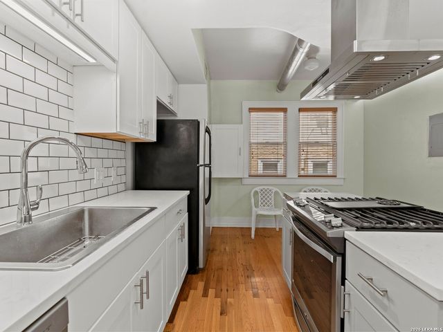 526 Pershing Avenue, San Antonio, TX 78209