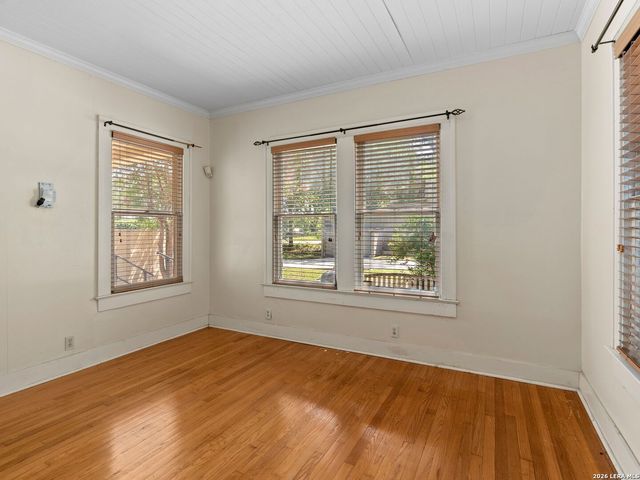 526 Pershing Avenue, San Antonio, TX 78209