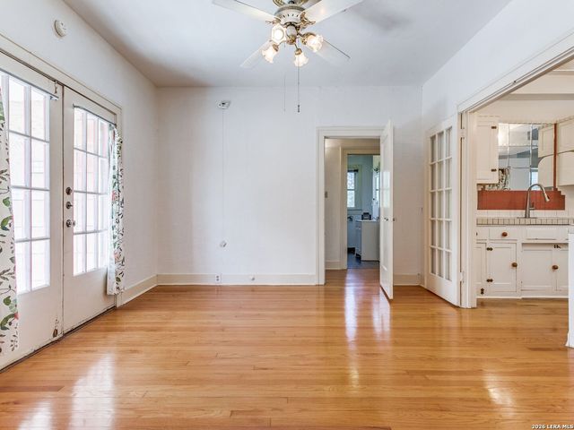 526 Pershing Avenue, San Antonio, TX 78209