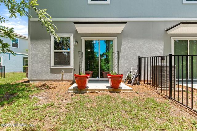 81 SCOTCH PEBBLE Drive, St. Johns, FL 32259