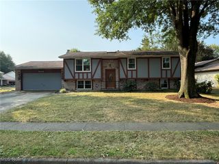 502 Oakdale Drive, Dover, OH 44622