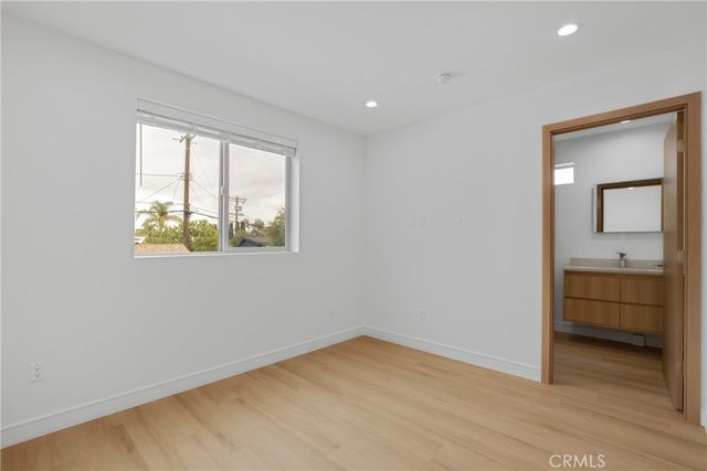 5222 Strohm Avenue, North Hollywood, CA 91601