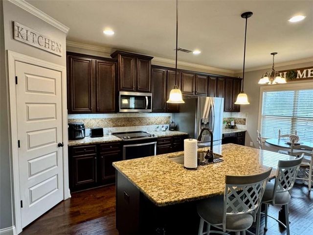 107 Feather Lane, Jackson, GA 30233