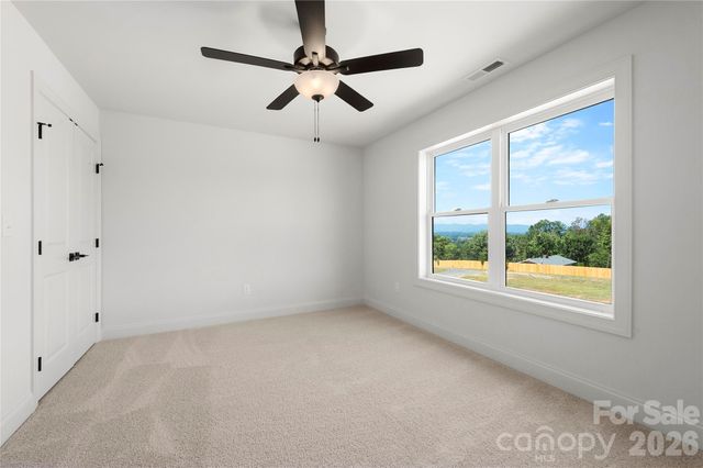 11 Sky Drive S 2, Asheville, NC 28804