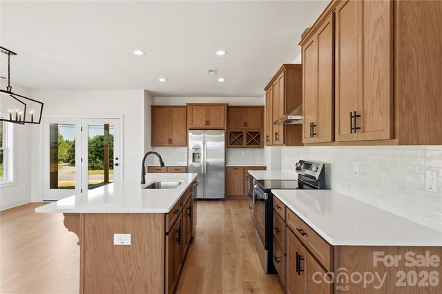 11 Sky Drive S 2, Asheville, NC 28804