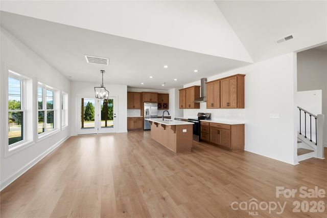 11 Sky Drive S 2, Asheville, NC 28804