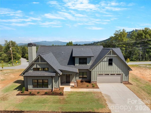 11 Sky Drive S 2, Asheville, NC 28804