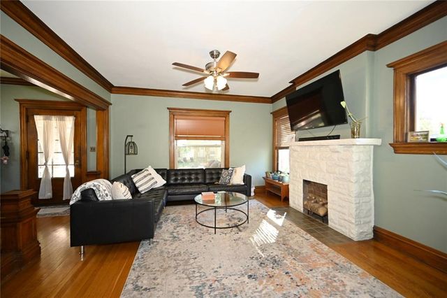 4222 Terrace Street, Kansas City, MO 64111