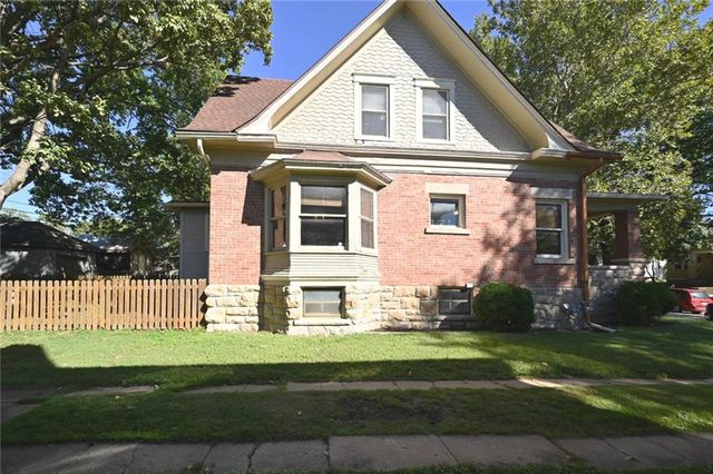 4222 Terrace Street, Kansas City, MO 64111
