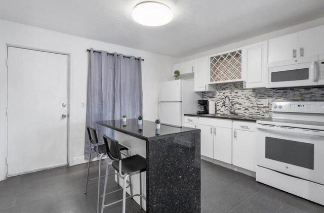1501 N Federal Highway 1, Lake Worth Beach, FL 33460