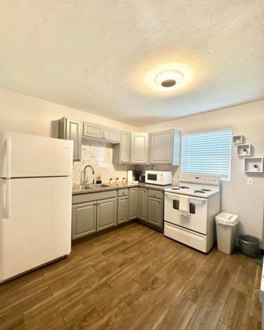 1501 N Federal Highway 1, Lake Worth Beach, FL 33460