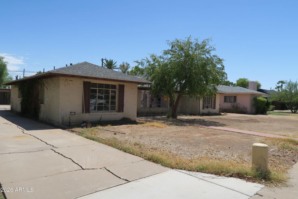 1307 W EDGEMONT Avenue, Phoenix, AZ 85007 — photo 3