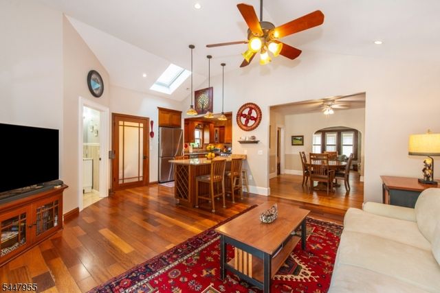 42 Otsego Rd, Verona Twp., NJ 07044