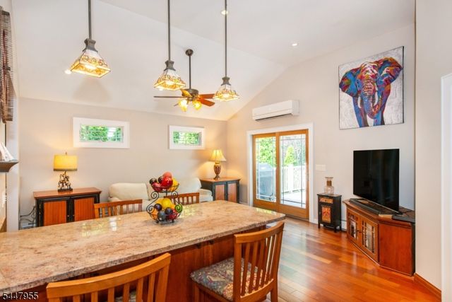 42 Otsego Rd, Verona Twp., NJ 07044