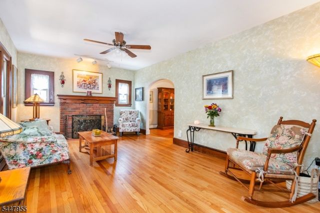 42 Otsego Rd, Verona Twp., NJ 07044
