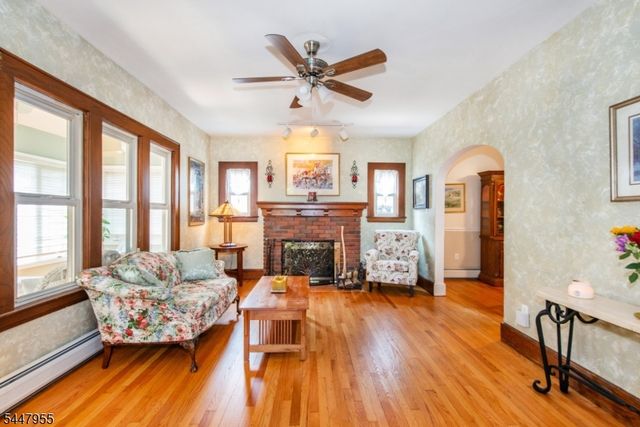 42 Otsego Rd, Verona Twp., NJ 07044