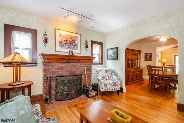 42 Otsego Rd, Verona Twp., NJ 07044