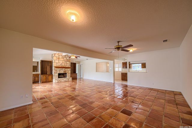 9707 Astronaut, San Antonio, TX 78217