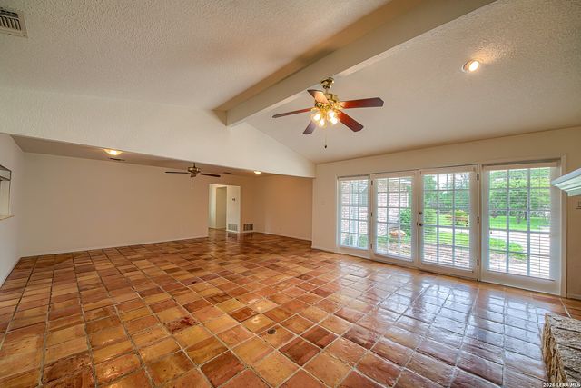 9707 Astronaut, San Antonio, TX 78217
