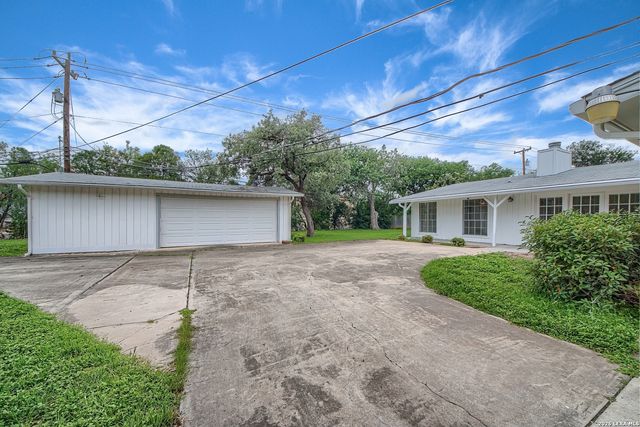 9707 Astronaut, San Antonio, TX 78217