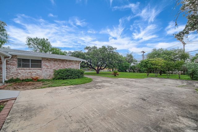 9707 Astronaut, San Antonio, TX 78217