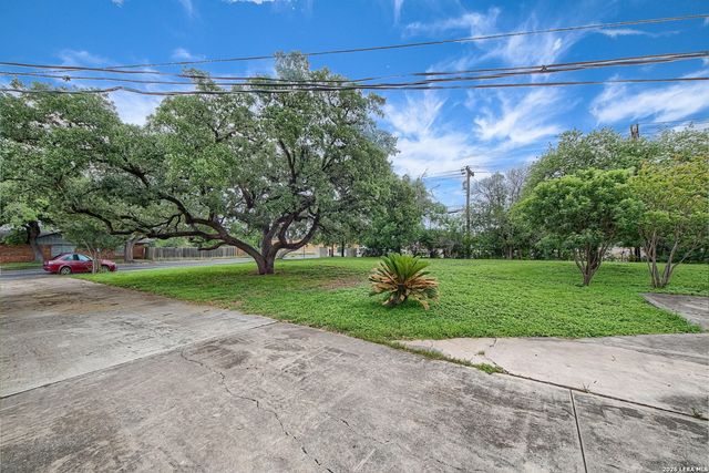 9707 Astronaut, San Antonio, TX 78217
