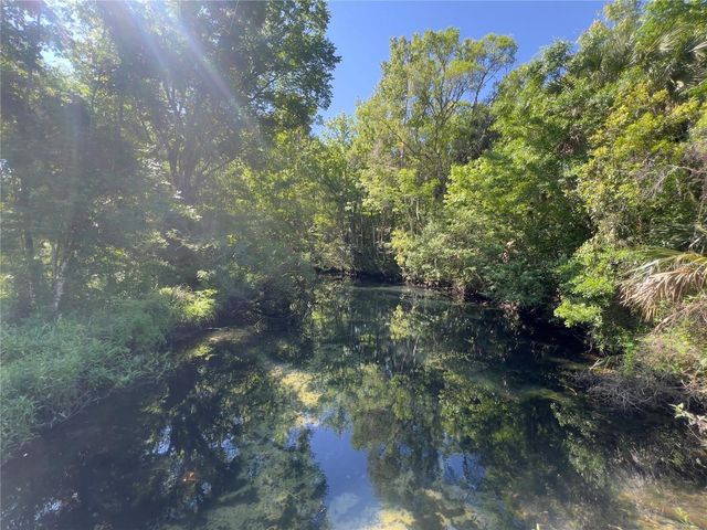 332 NW CRYSTAL STREET, Crystal River, FL 34428