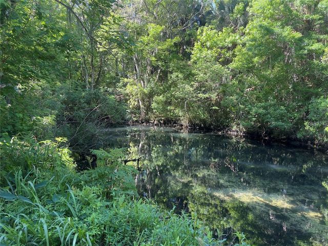 332 NW CRYSTAL STREET, Crystal River, FL 34428