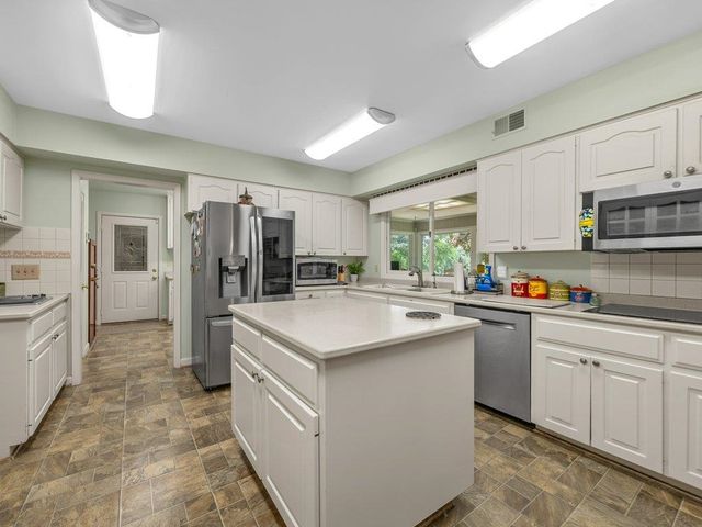 110 Racetrack Road, Woodruff, SC 29388