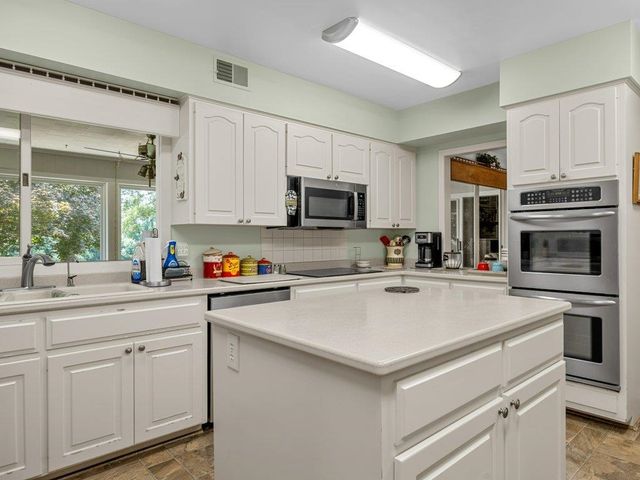110 Racetrack Road, Woodruff, SC 29388