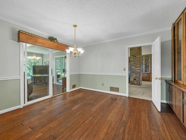 110 Racetrack Road, Woodruff, SC 29388