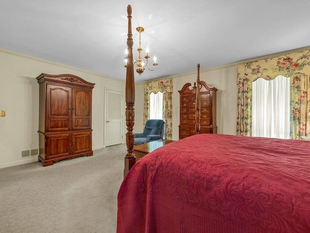 110 Racetrack Road, Woodruff, SC 29388
