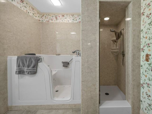 110 Racetrack Road, Woodruff, SC 29388