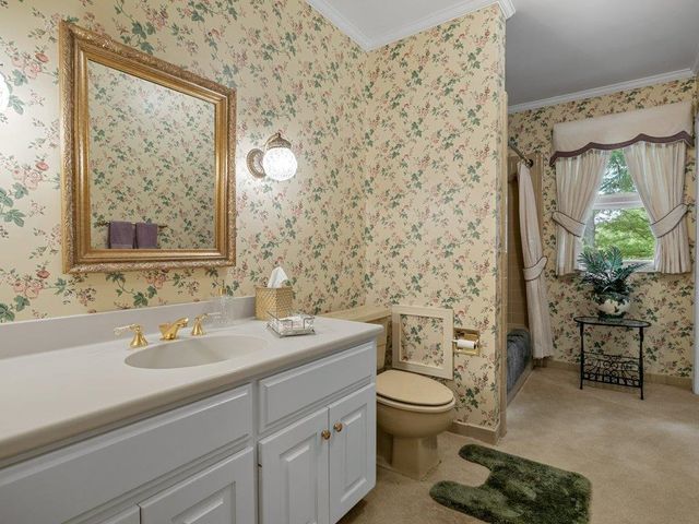 110 Racetrack Road, Woodruff, SC 29388