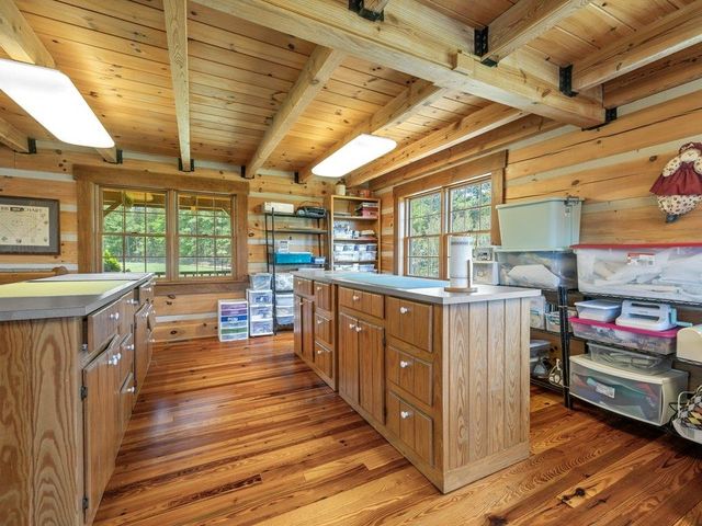 110 Racetrack Road, Woodruff, SC 29388