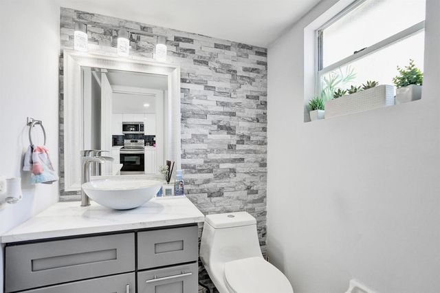 868 Crystal Lake Drive, Deerfield Beach, FL 33064
