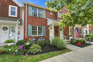 160 Olde Stone Lane, Lancaster, NY 14086
