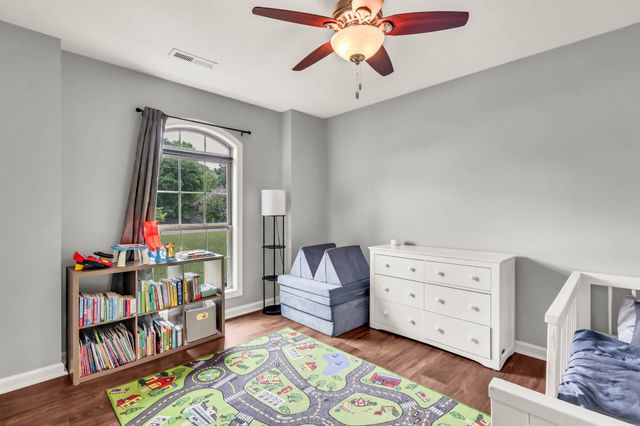 1453 Rustys Ln, Clarksville, TN 37042