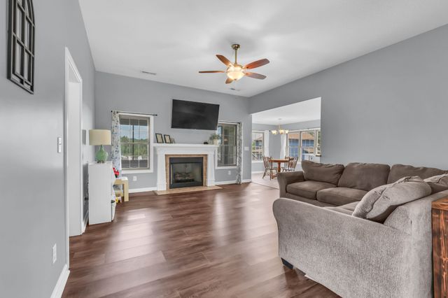 1453 Rustys Ln, Clarksville, TN 37042