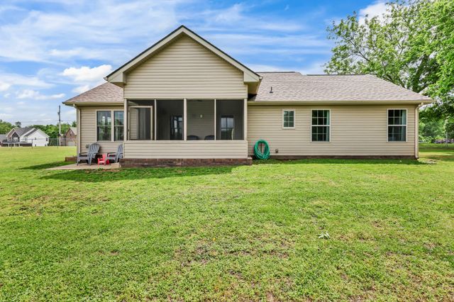 1453 Rustys Ln, Clarksville, TN 37042