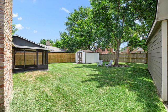 13823 Ivymount Drive, Sugar Land, TX 77498