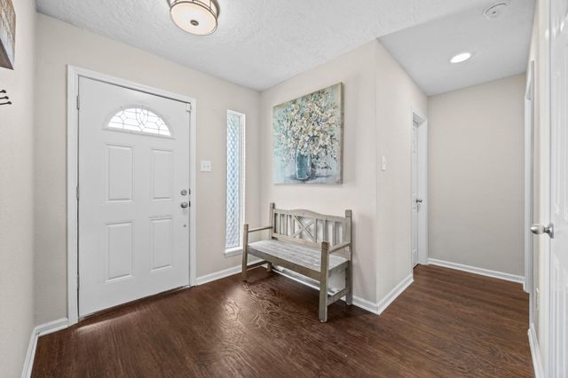 13823 Ivymount Drive, Sugar Land, TX 77498