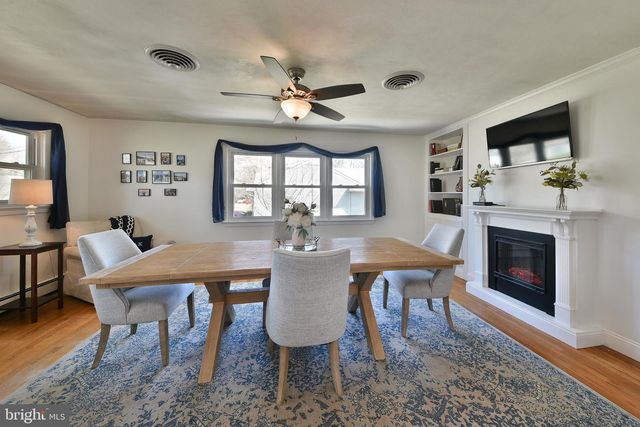 11 METEKUNK DR, Ewing, NJ 08638