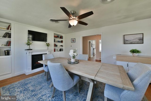 11 METEKUNK DR, Ewing, NJ 08638